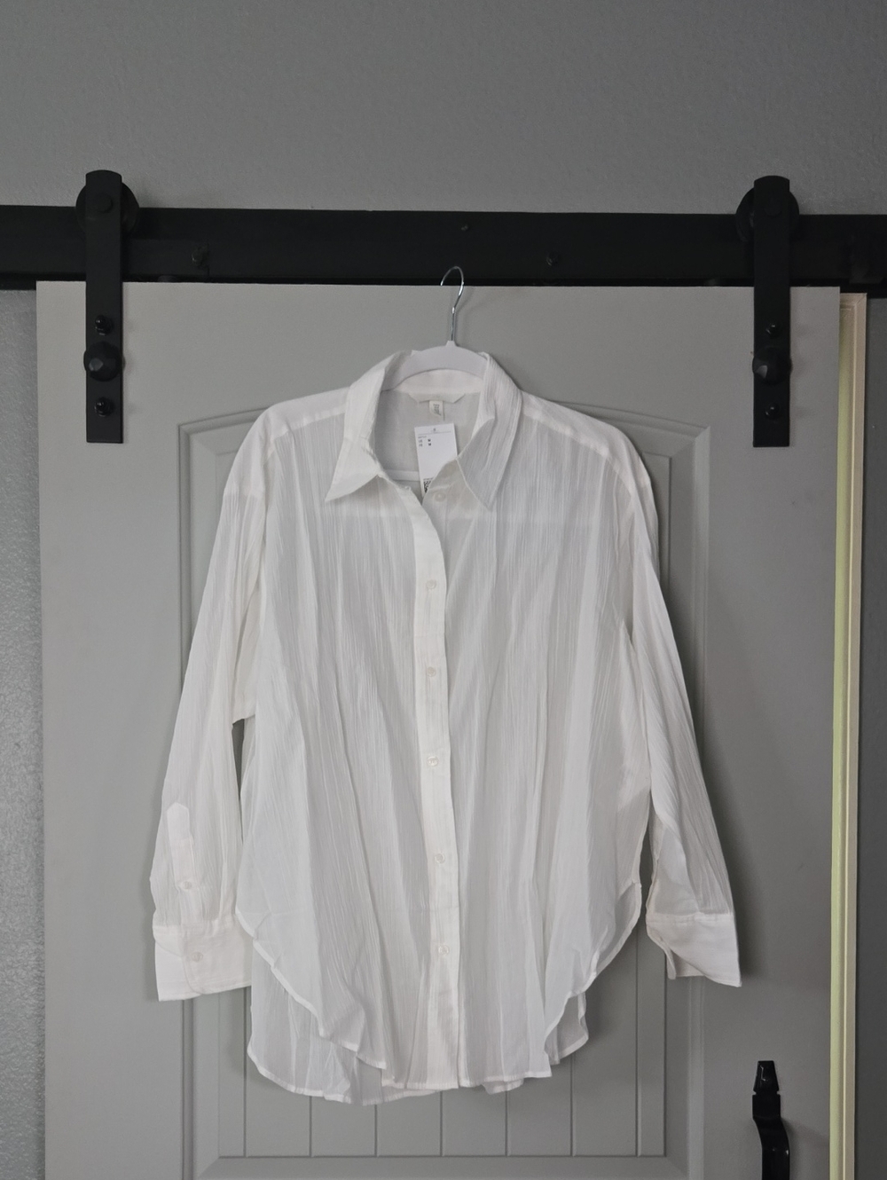 H&M White Lightweight Button-Down Blouse
